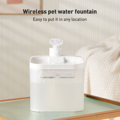 Bom preço. A Fonte de Água Automática Inteligente e Sem Fio para Animais de estimação: Garantindo Hidratação Fresca para Seus Amigos Peludos on-line