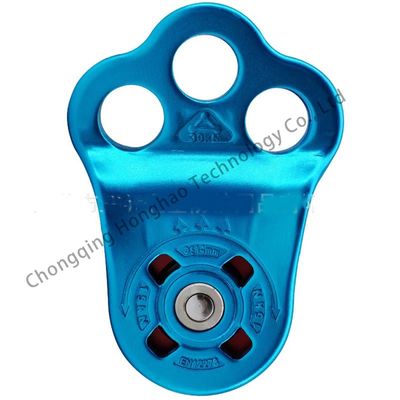 Bom preço. Equipamento de escalada 30KN Liga de alumínio 3 buracos de poleia única com acabamento galvanizado on-line